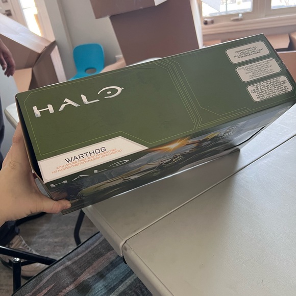 Halo Warthog Vehicle With Master Chief - Picture 3 of 3